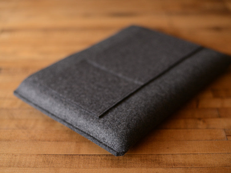 MacBook Pro/Air Carryall Bag Liner - Charcoal Felt by byrd & belle