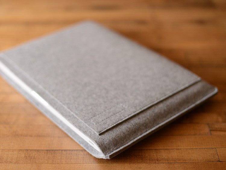 MacBook Pro/Air Carryall Bag Liner - Grey Felt by byrd & belle